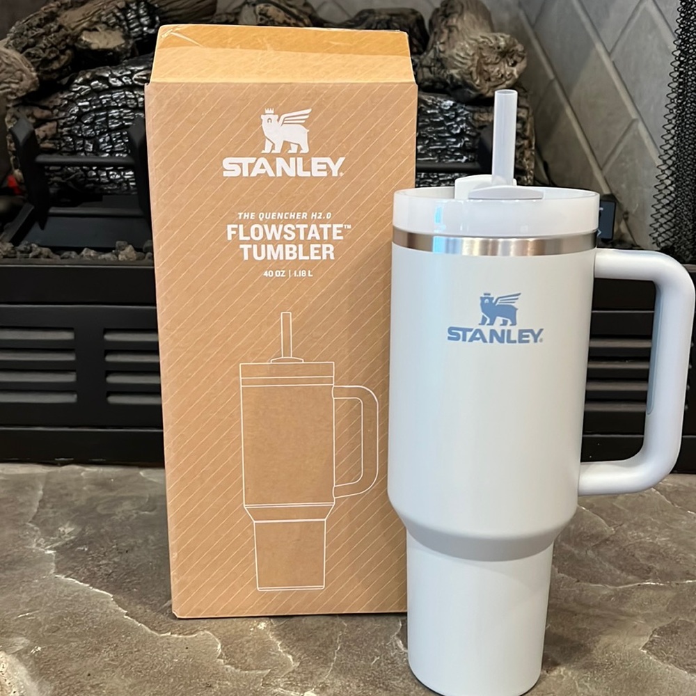 Stanley 40oz Quencher